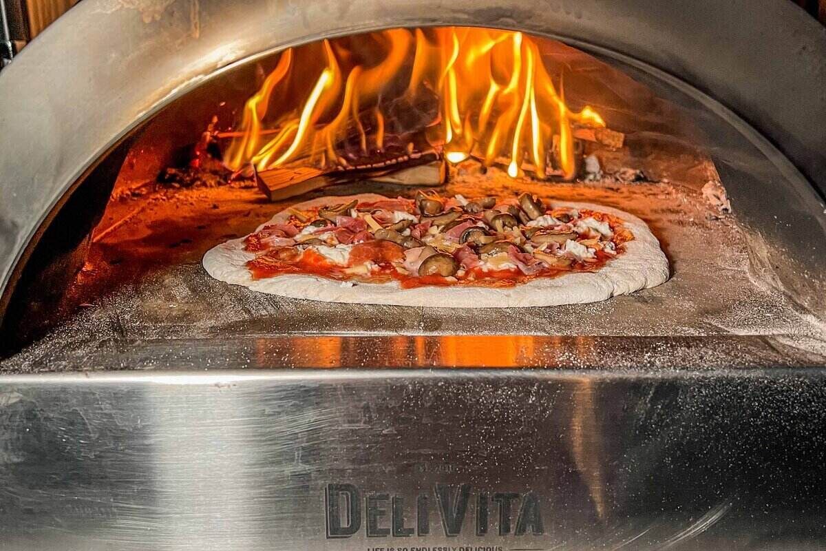 DeliVita Pizza Oven