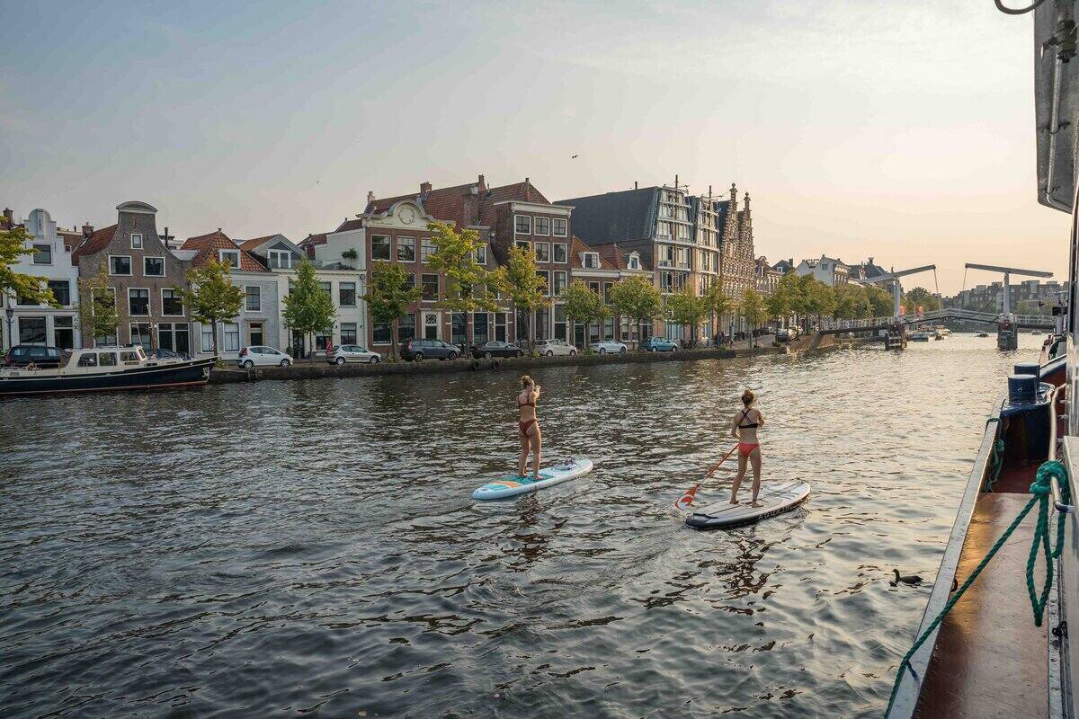 Paddleboarding in Amsterdam
