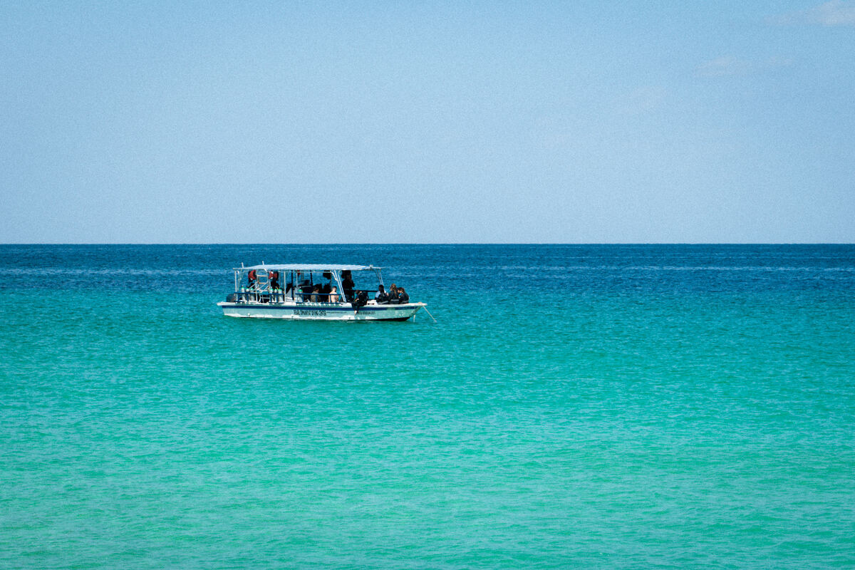 Daymaniyat Islands Turquoise Sea